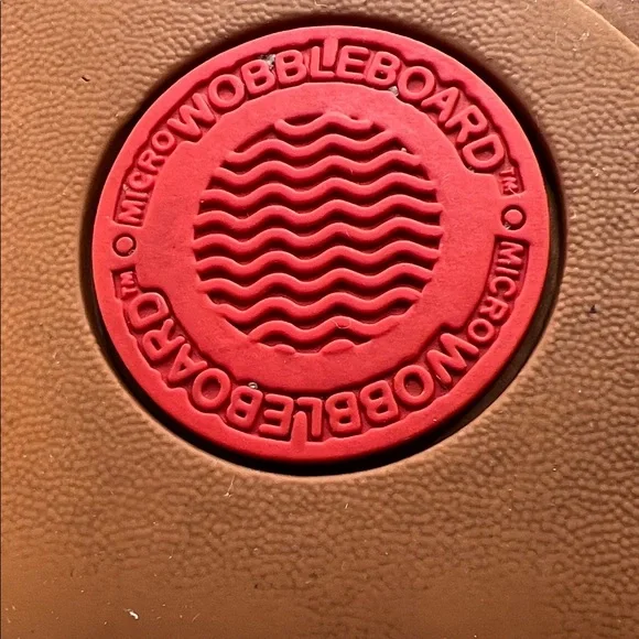 Fitflop Gold Rhinestones Crisscross Sandals-Size 9-Comfy-Slip on-Casual - Picture 15 of 16